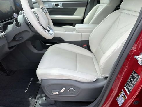 Used 2024 Hyundai Santa Fe SEL FWD image 13