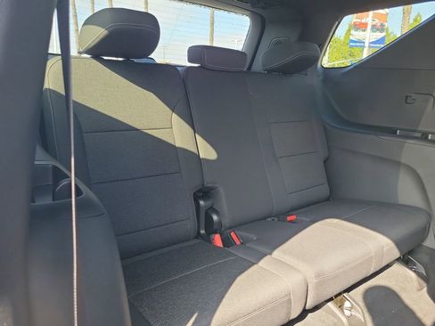 New 2026 Chevrolet Traverse LT image 17