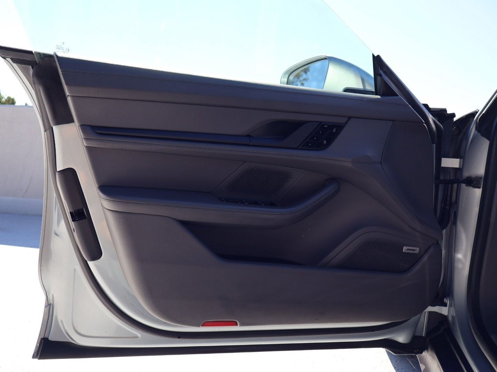 Certified 2020 Porsche Taycan 4S AWD/4WD image 13