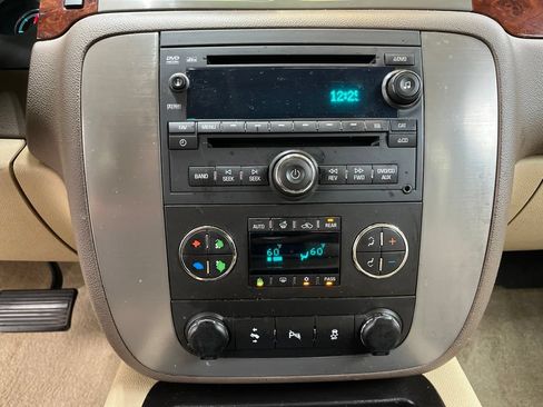 Used 2012 GMC Yukon XL SLT w/ Regional Value Package RWD image 26