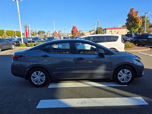 New 2025 Nissan Versa S image 4