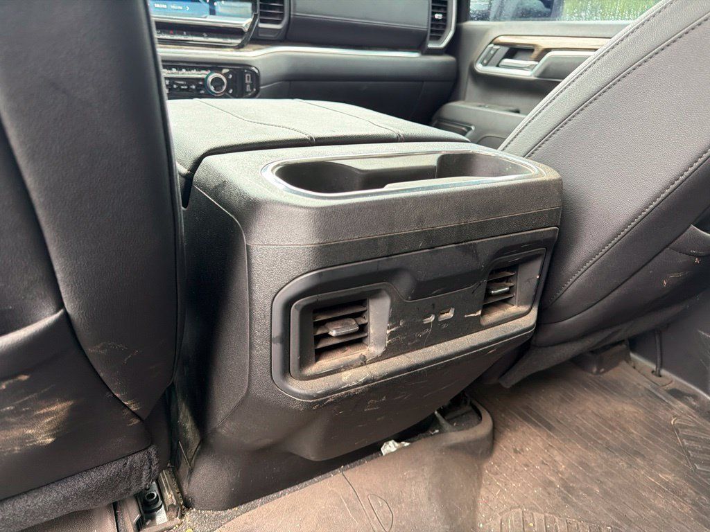 Used 2025 Chevrolet Silverado 2500 LT w/ All Star Edition AWD/4WD image 15