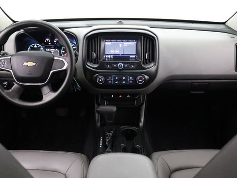 Used 2019 Chevrolet Colorado W/T w/ WT Convenience Package AWD/4WD image 17