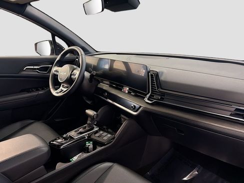 Used 2025 Kia Sportage X-Line w/ Premium Package image 31