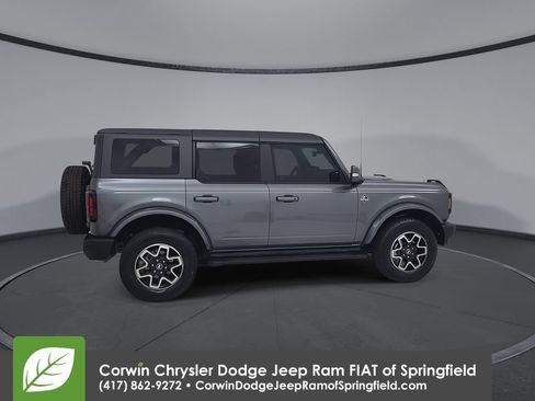 Used 2024 Ford Bronco Outer Banks AWD/4WD image 16