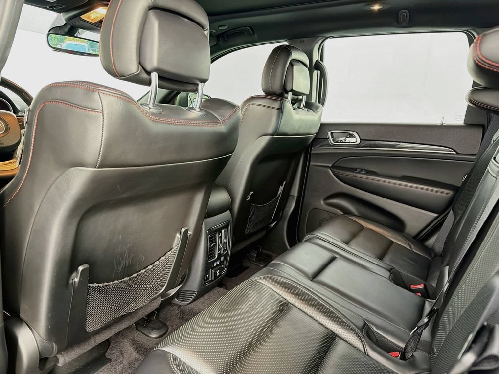 Used 2018 Jeep Grand Cherokee Trailhawk w/ Trailhawk Luxury Group AWD/4WD image 36