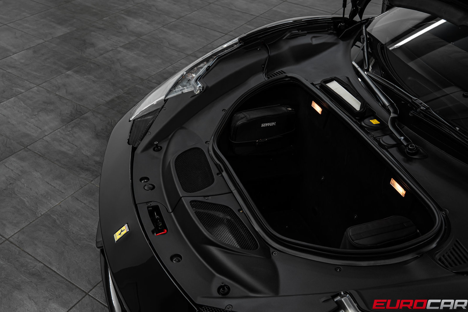 Used 2015 Ferrari 458 Speciale Coupe RWD image 10