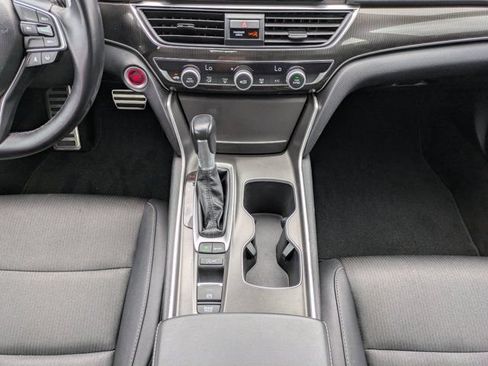 Used 2021 Honda Accord Sport image 18