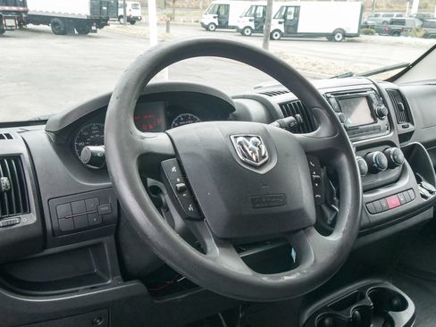 Used 2016 RAM ProMaster 2500 w/ Interior Convenience Group FWD image 14