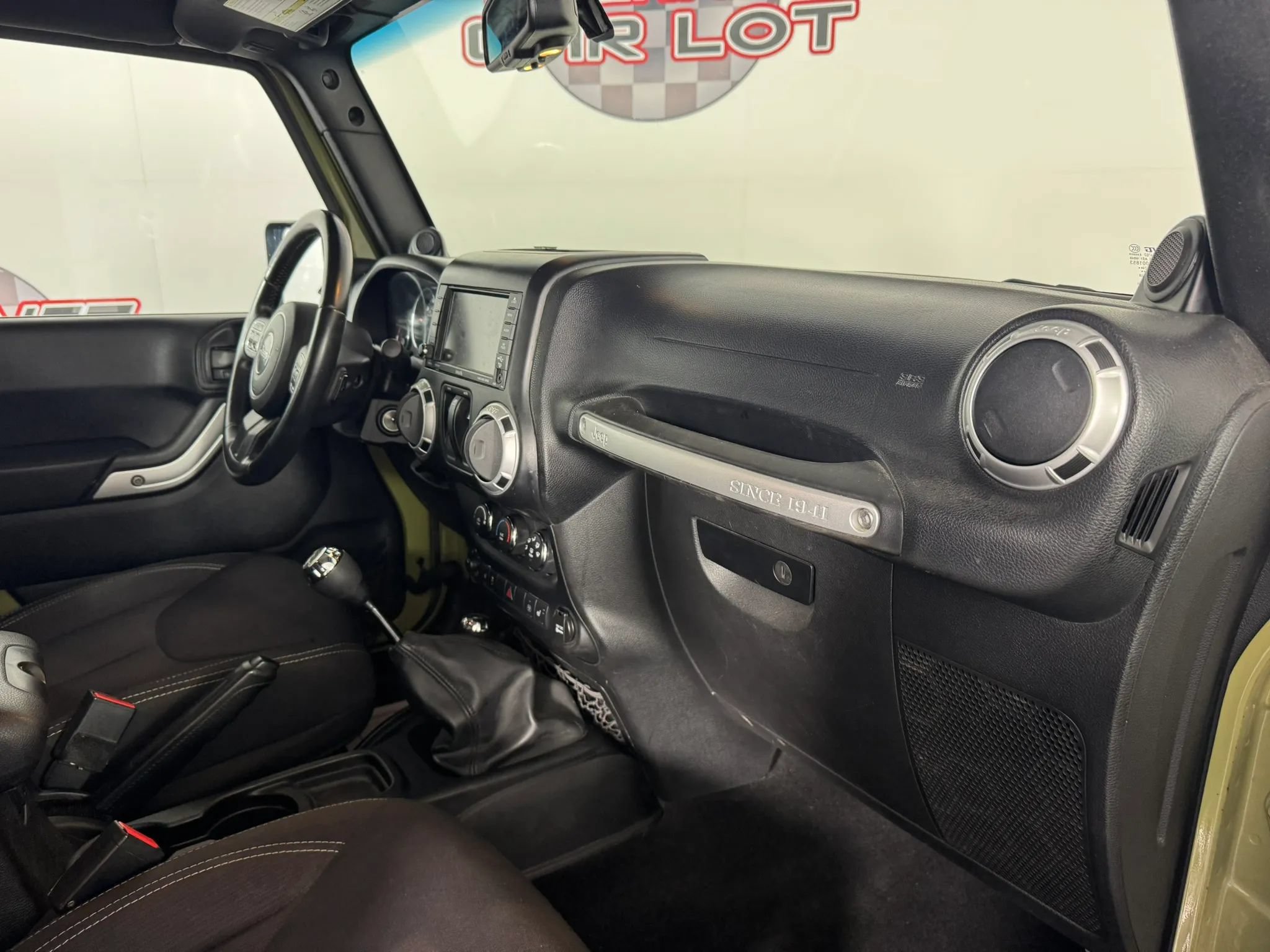 Used 2013 Jeep Wrangler Sahara w/ Connectivity Group AWD/4WD image 11