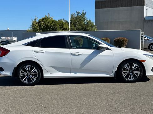 Used 2016 Honda Civic EX-T image 6