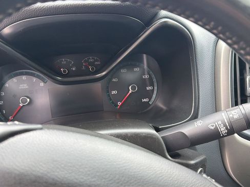 Used 2016 Chevrolet Colorado Z71 AWD/4WD image 12