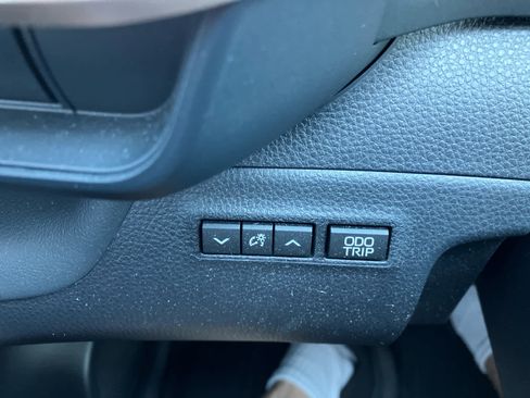 Used 2025 Toyota Crown Platinum image 15