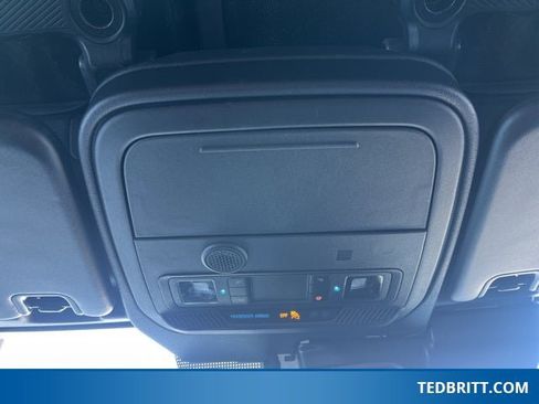 Used 2025 Ford Bronco Outer Banks image 40