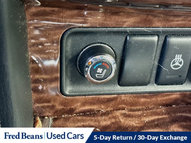 Used 2017 Nissan Armada Platinum w/ Captain Seat Package AWD/4WD image 28
