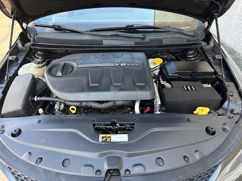 Used 2015 Chrysler 200 S w/ Comfort Group AWD/4WD image 35