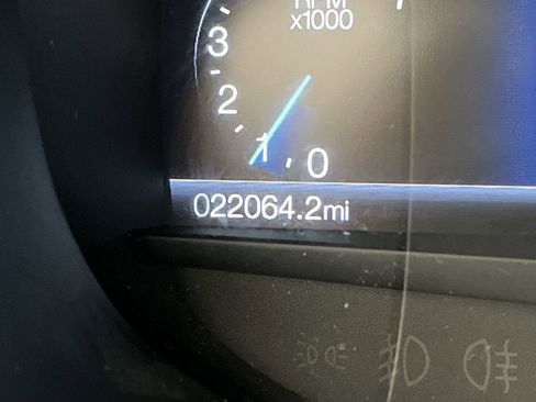 Certified 2024 Ford Edge Titanium w/ Titanium Elite Package AWD/4WD image 17