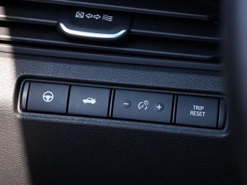 Certified 2025 Nissan Altima 2.5 SV w/ SV Premium Package FWD image 22