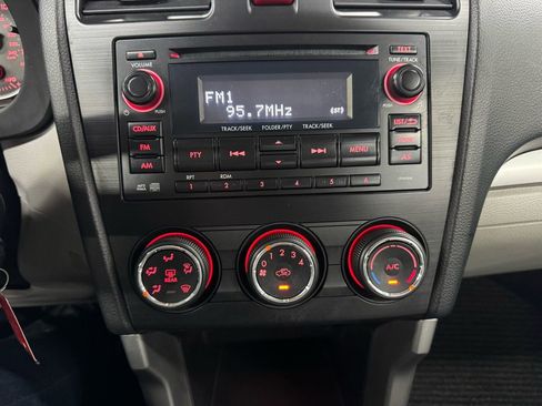 Used 2014 Subaru Forester 2.5i image 27