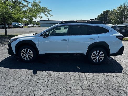 Certified 2025 Subaru Outback Premium AWD/4WD image 6
