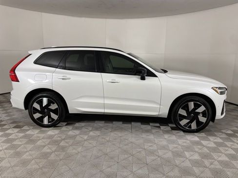 Certified 2024 Volvo XC60 T8 Plus w/ Protection Package Premier image 13