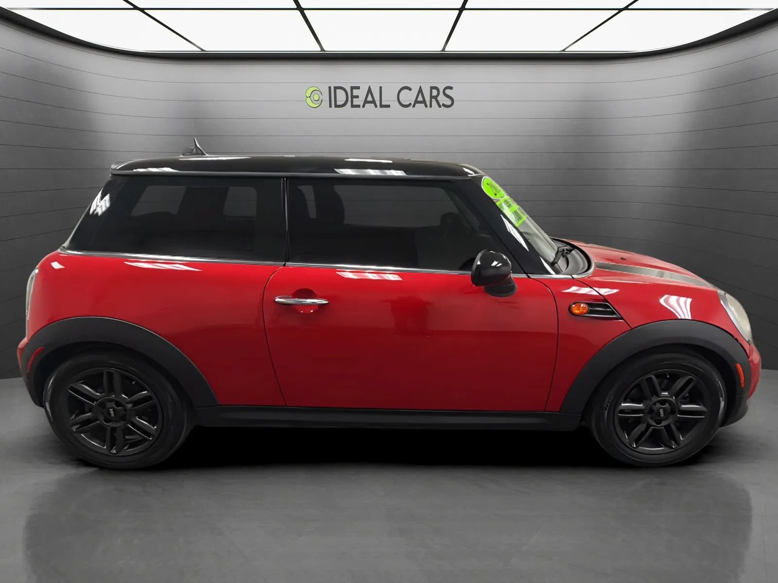 Used 2011 MINI Cooper Hardtop FWD image 4