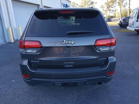 Used 2020 Jeep Grand Cherokee Laredo w/ Laredo X Package image 4