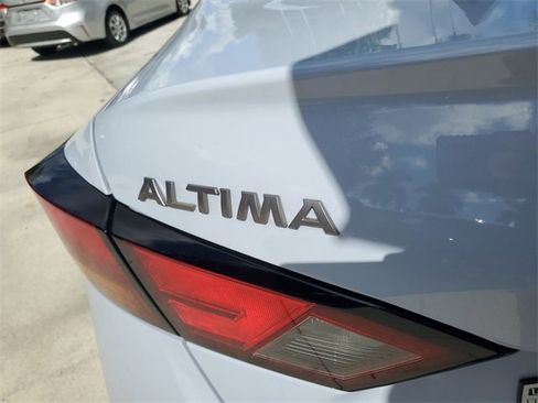 Used 2024 Nissan Altima 2.5 SR image 7
