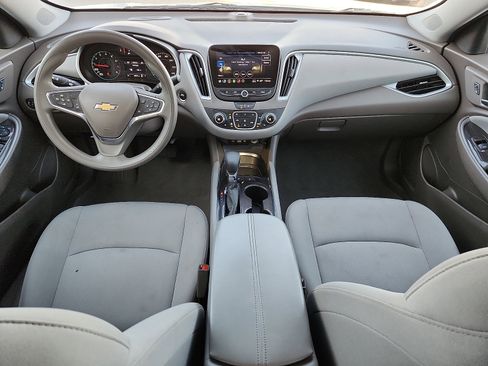 Used 2024 Chevrolet Malibu LT image 11