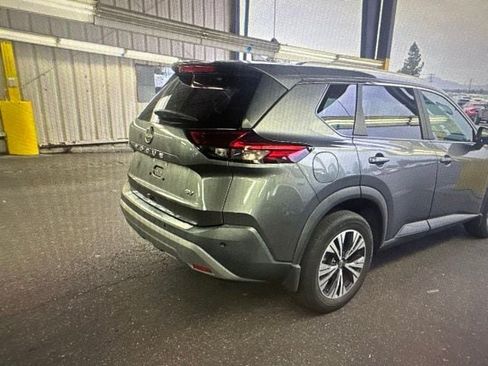 Certified 2023 Nissan Rogue SV w/ SV Premium B Package FWD image 5