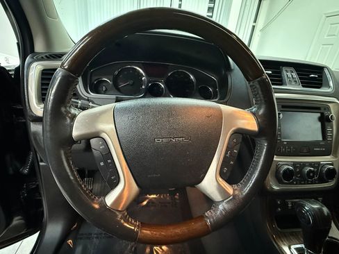 Used 2013 GMC Acadia Denali image 30