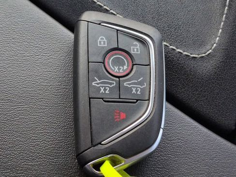Used 2023 Chevrolet Corvette Stingray Coupe w/ 1LT RWD image 38