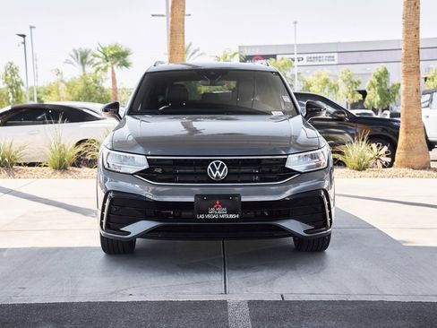 Used 2024 Volkswagen Tiguan SE R-Line image 6