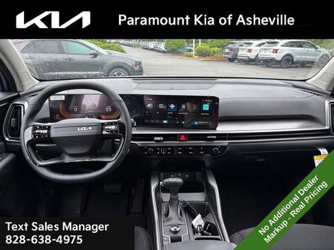 New 2026 Kia Sorento LX FWD image 7