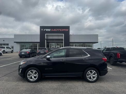 Used 2018 Chevrolet Equinox Premier FWD image 4