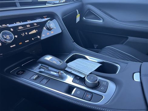 New 2026 INFINITI QX60 Autograph image 17