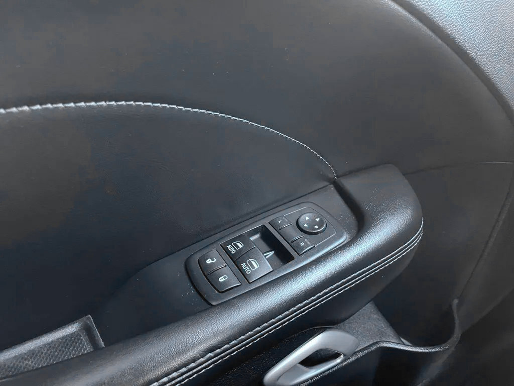 Used 2016 Dodge Challenger R/T Plus RWD image 30