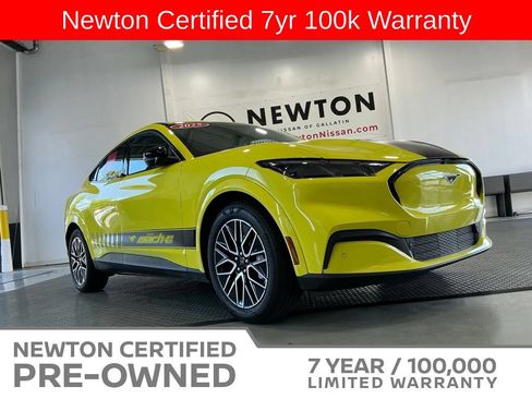 Used 2025 Ford Mustang Mach-E Premium RWD image 27