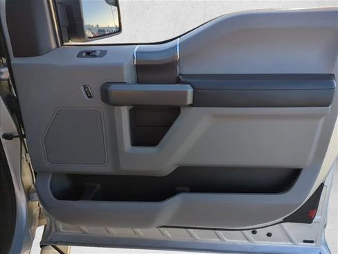 Used 2018 Ford F150 XLT w/ Equipment Group 302A Luxury image 25