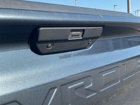 Used 2020 Chevrolet Silverado 1500 Custom Trail Boss w/ Custom Convenience Package AWD/4WD image 16