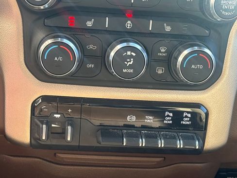 Used 2020 RAM 2500 Laramie w/ Protection Group image 13