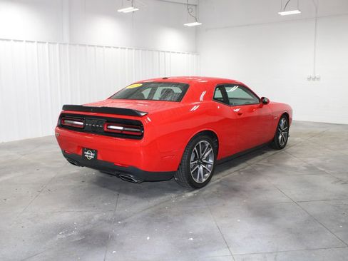 Used 2023 Dodge Challenger R/T image 9