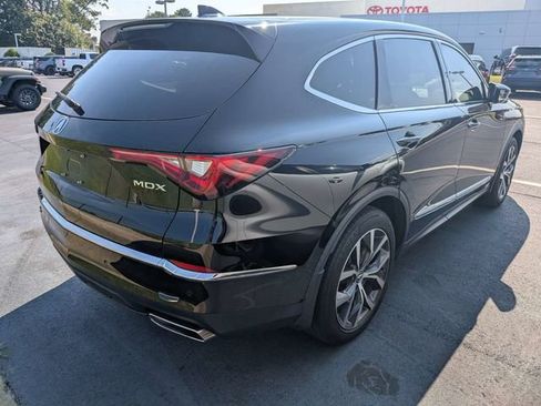 Used 2023 Acura MDX FWD w/ Technology Package image 3
