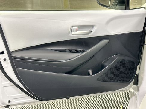 Used 2023 Toyota Corolla SE image 15
