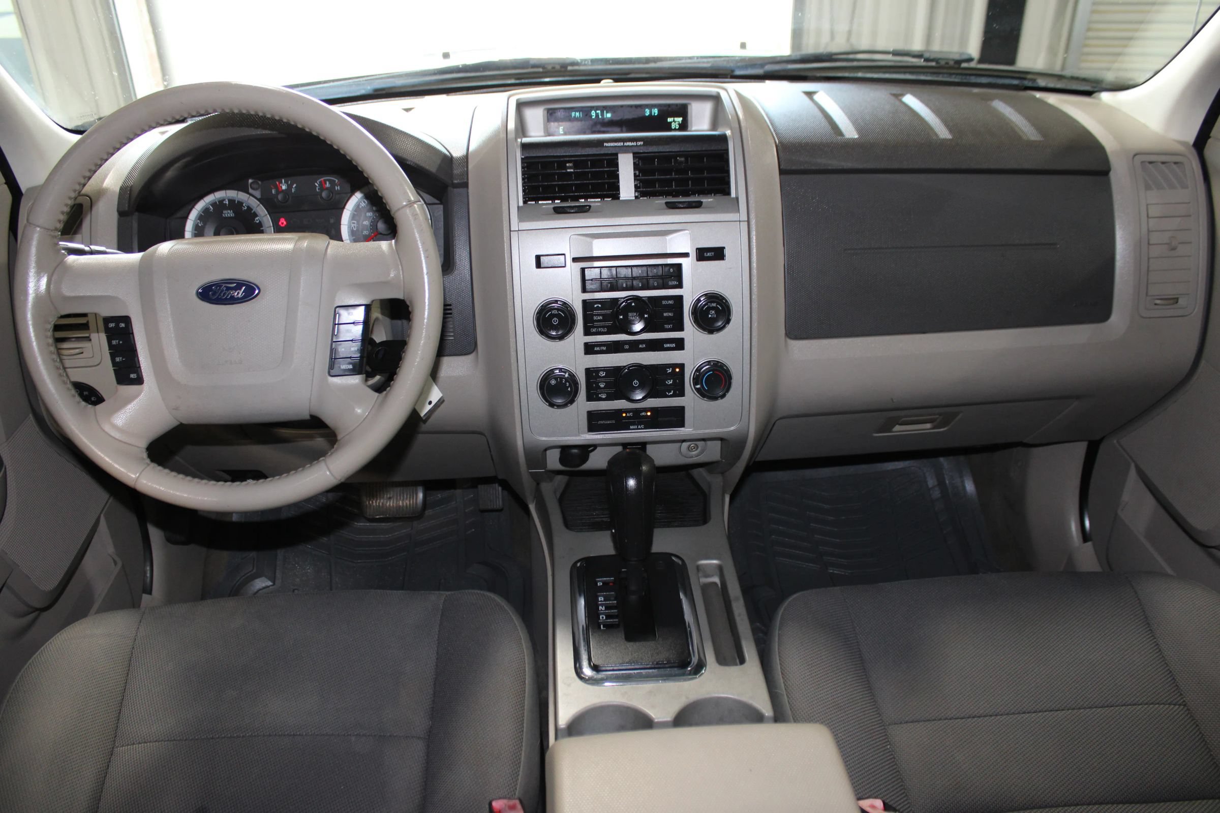 Used 2009 Ford Escape XLT FWD image 12