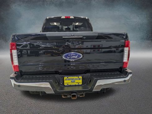 Used 2019 Ford F350 Lariat w/ Lariat Ultimate Package image 4