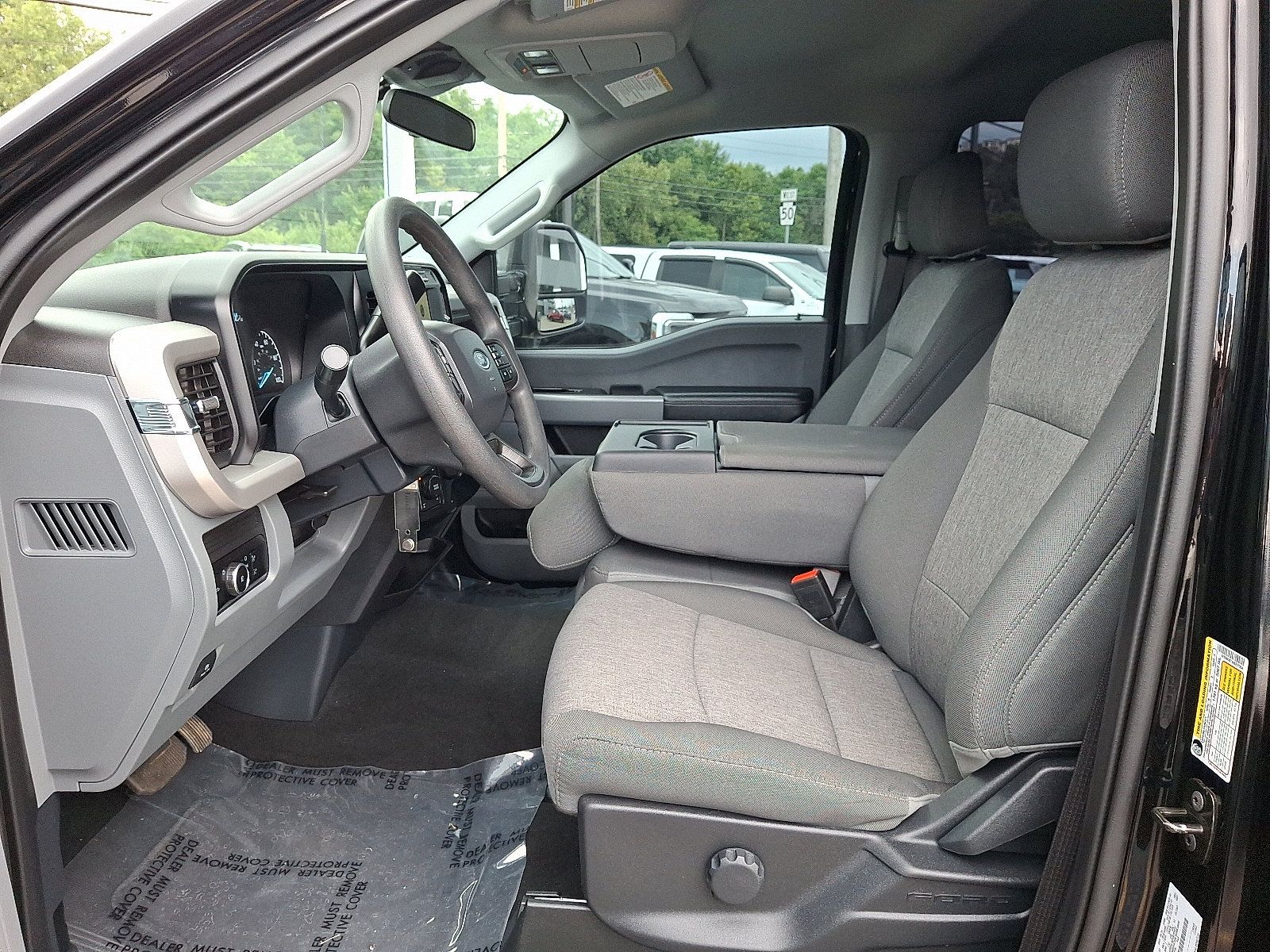 Used 2024 Ford F250 XL w/ STX Appearance Package AWD/4WD image 13
