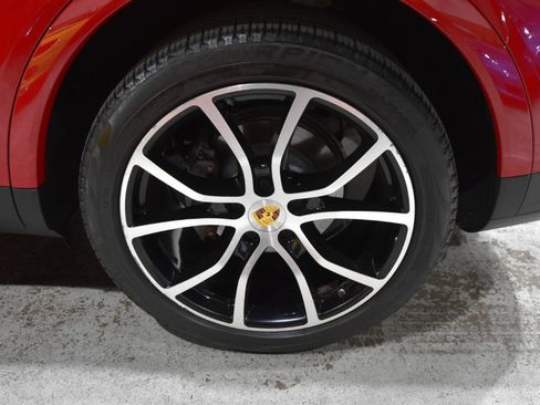 Used 2021 Porsche Cayenne AWD/4WD image 61