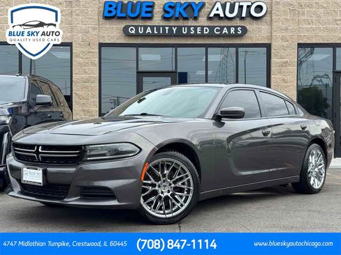 Used 2019 Dodge Charger SXT w/ Leather Interior Group RWD image 1