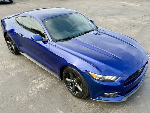 Used 2015 Ford Mustang Coupe w/ Equipment Group 051A image 4